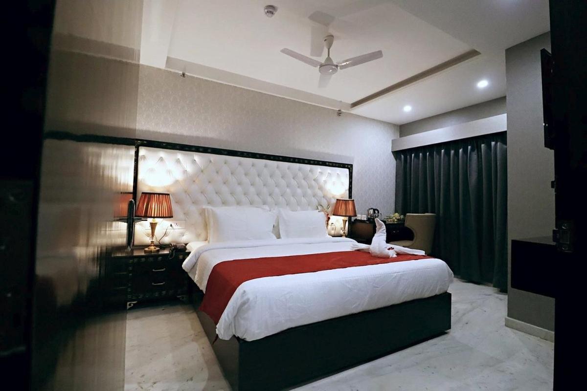 Hotel Shri Ram Nueva Delhi Exterior foto