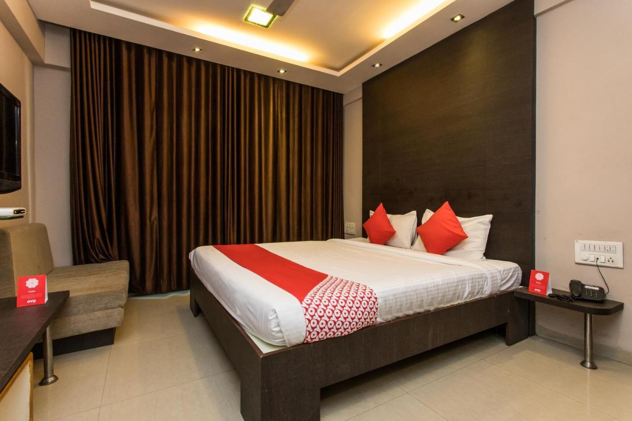 Hotel Shri Ram Nueva Delhi Exterior foto
